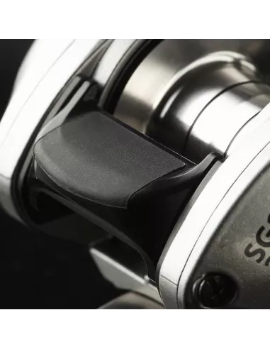 SG10 250 LH ratio 8.1 Savage Gear casting reel - Savage Gear